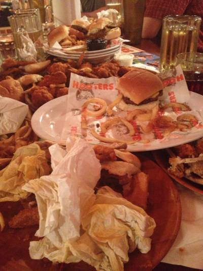 hooters_dinner.jpg
